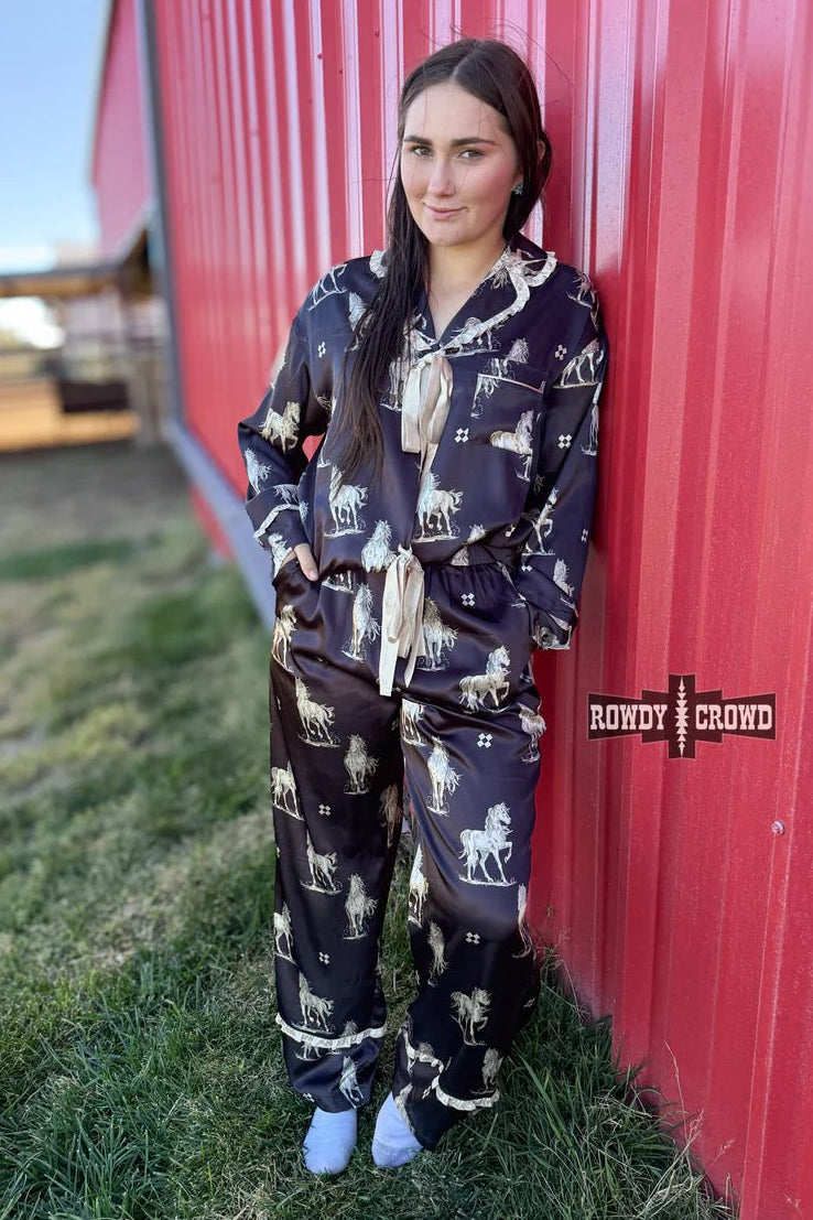 Black Betty Satin Sleep Set - The Farmstead Workshop