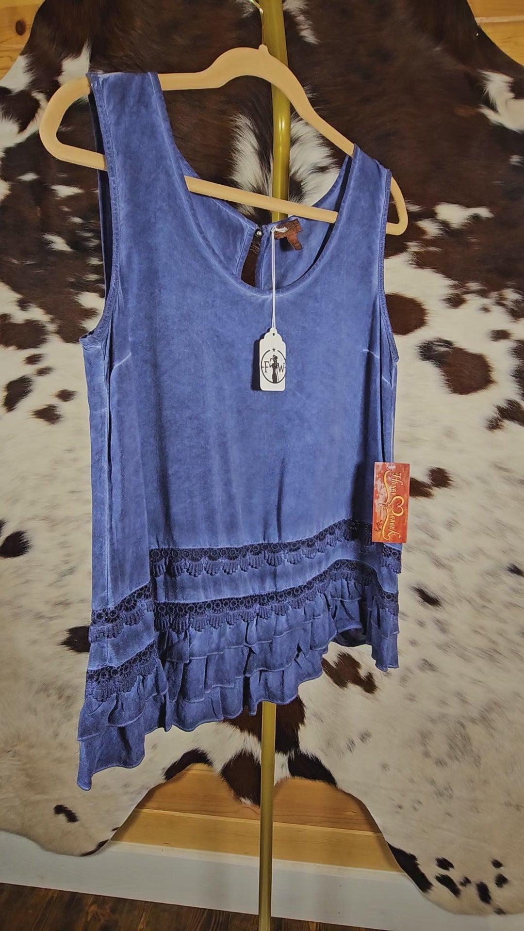 blue tank top